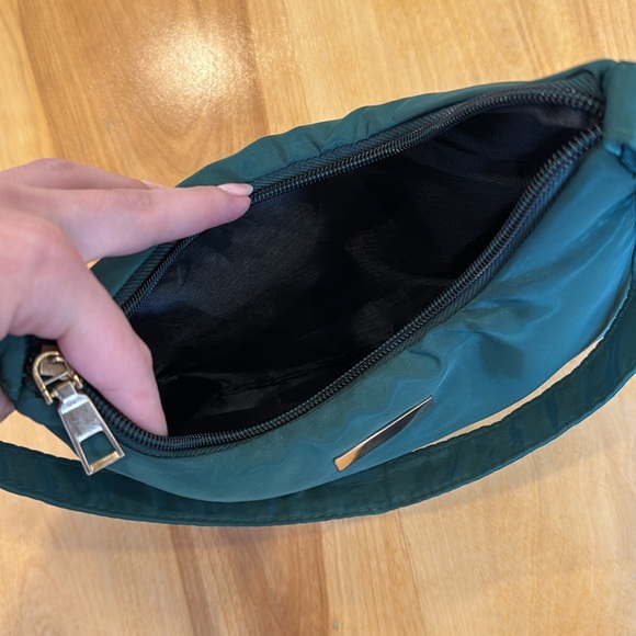 Emerald green shoulder bag - Picture 3 of 3